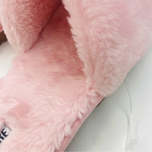 HP | Cushionaire Slippers - Picture 4 of 9